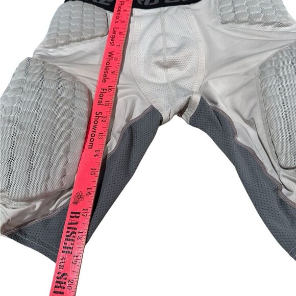 Nike Pro Combat Light Grey Padded Football Short, size M. - Picture 5 of 6
